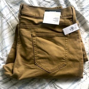 NWT Banana Republic kakis.